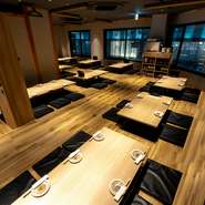 名物！絶品・金手羽＆本手羽が美味しい居酒屋。ご宴会に最適な飲み放題付コースは税込3,500円～ご予算に合わせて豊富にご用意しております。単品飲み放題もご用意