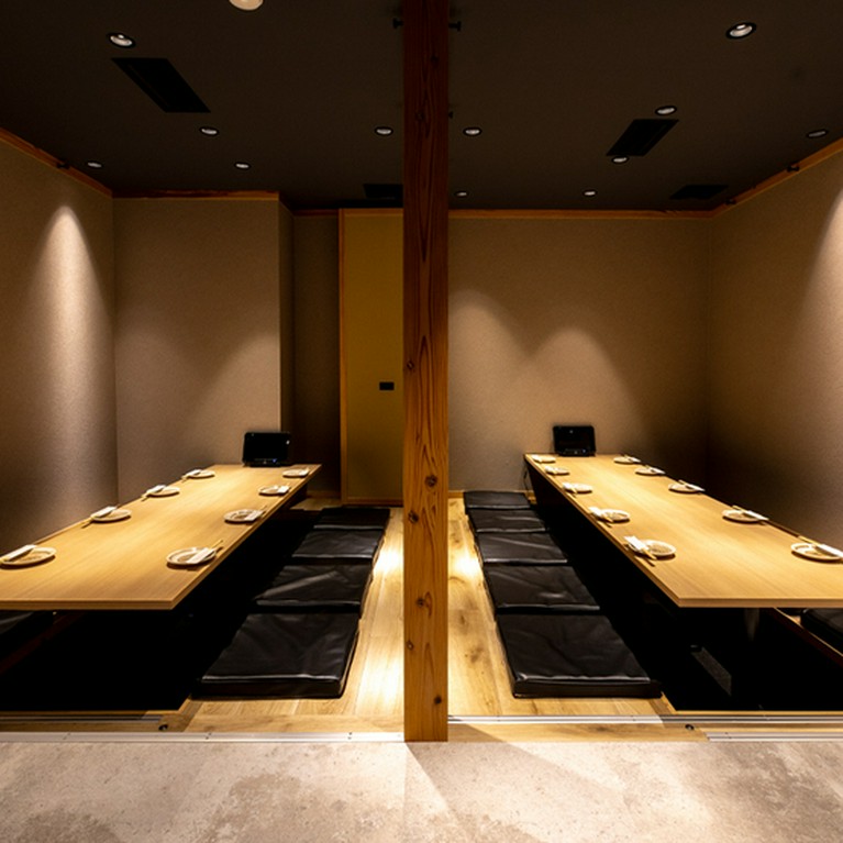 土日祝は昼から営業実施！