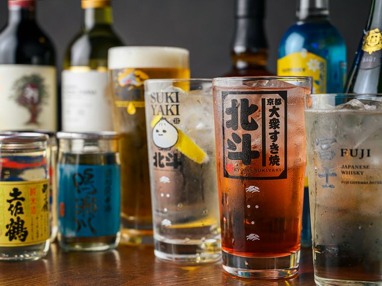 豊富なドリンクを楽しめる120分(90分L.O. グラス交換制)の飲み放題コースです。