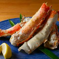 希少な超特大9Lプレミアムサイズを、香ばしく焼き上げた贅沢な逸品『焼きタラバがに（9Lサイズ）』