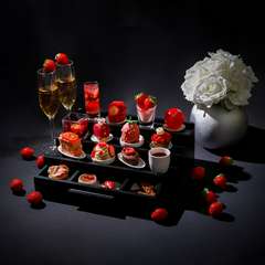 都会のにぎわいを離れ、気心知れた友人と優雅な午後を過ごす