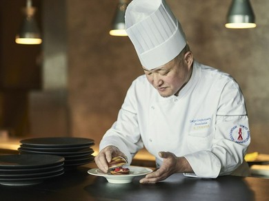 アートのようなデザート。五感に響く、心に残る美食を提供