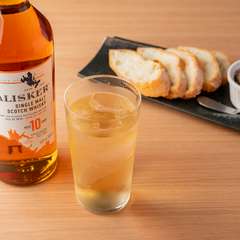 谷町六丁目駅前。お一人様も楽しい、ウイスキーと創作料理のお店