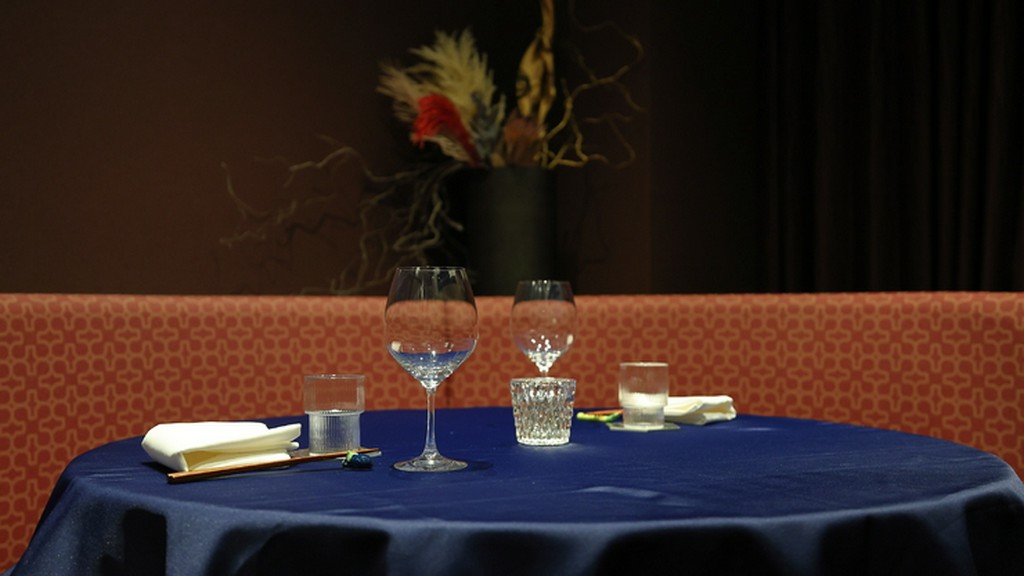 非日常かつオシャレな空間。心地の良い雰囲気の中で祝いの席を