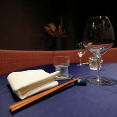 都会の喧騒を忘れ、貸し切りもできる、静かな隠れ家