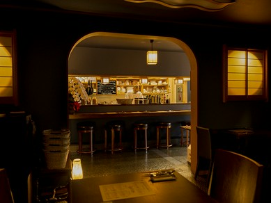 和の余韻と現代の美意識が融合。感性を刺激する静謐な佇まい