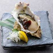 シーズンごとに、いま旬の産地のものを入荷。ぽん酢ジュレでどうぞ。