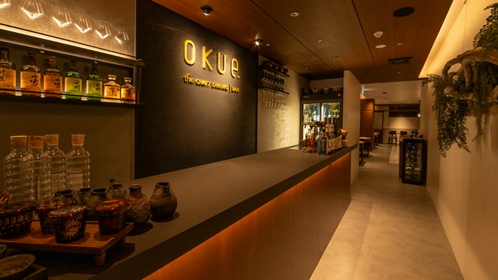 気兼ねなく過ごせる洗練された装い。心地よい雰囲気が魅力