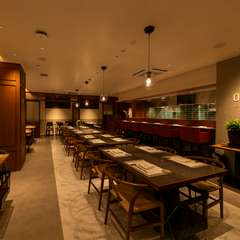 季節を映す料理と響き合う上質なしつらえ。二人で過ごす優美な刻