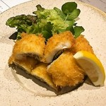 脂ののったハモを究極の骨切りをしてフライにしました。

