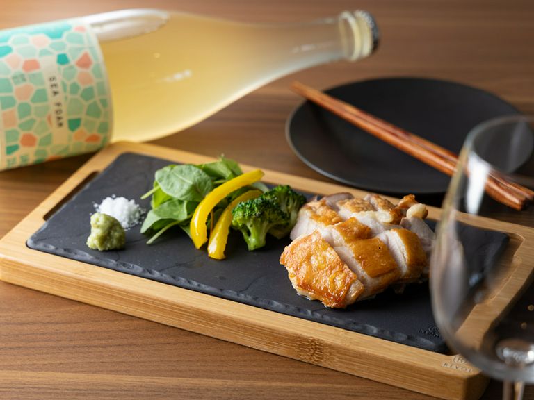 厳選地鶏をシンプルに食す『地鶏ステーキ』
