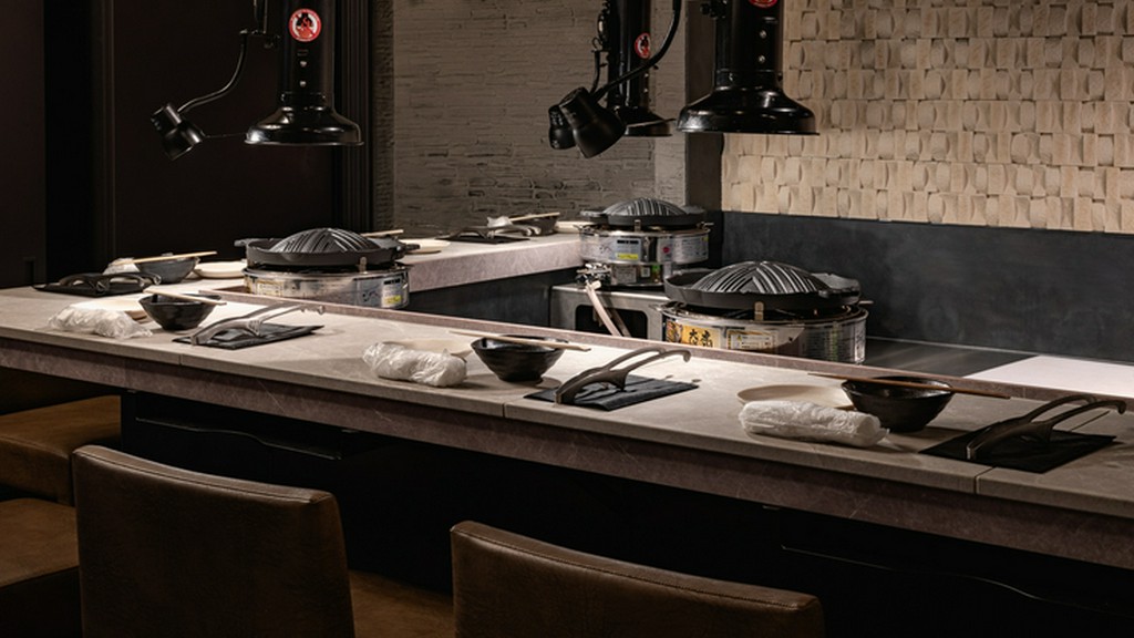 優雅な雰囲気漂う舞台で、選りすぐりの食材が会話を彩る