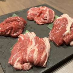 移ろう味の妙に心奪われる『国産羊肉たべくらべ』