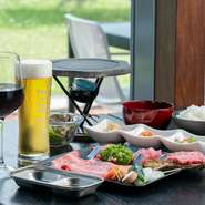 休日ランチはもちろん、仕事終わりの一杯にもオススメ。ディナータイムに向けに気軽に楽しめる一品料理・お酒も各種取り揃えています。宴会などイベントにも対応可。日常使い・二軒目にも活用できます。