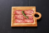 ハーフ　770円
レギュラー1,500円