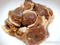 初夏には北海道産のピュアホワイトなどをご用意しております。丸ごと焼き上げた一品はもちろん、蒸し、トウモロコシの唐揚げ・トウモロコシにスープなど、北海道ならではの郷土料理も併せてお楽しみください。