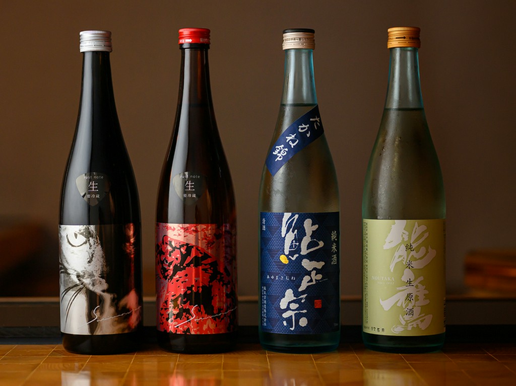 隠れた名酒の宝庫！上越地方の旨い地酒を毎週入れ替わりで提供