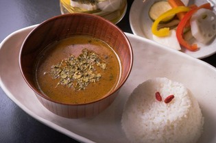 スリランカ風薬膳スープカレー