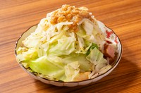 盛り盛りスタミナ野菜がのったインスパイアー系チャンプルー！