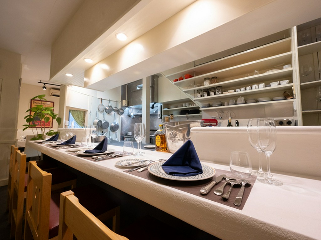 一人一人の笑顔を大切にする、温かなおもてなしのレストラン