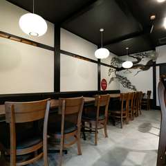 時間帯により異なる利用シーン。和モダンな風情が感じられる空間