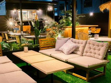 都会の真ん中で開放感満点のテラスBBQ