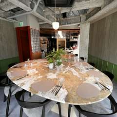 隠れ家のような落ち着きに包まれる、貸切のひととき