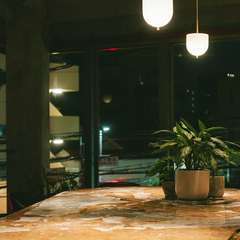 隠れ家のような落ち着きに包まれる、貸切のひととき