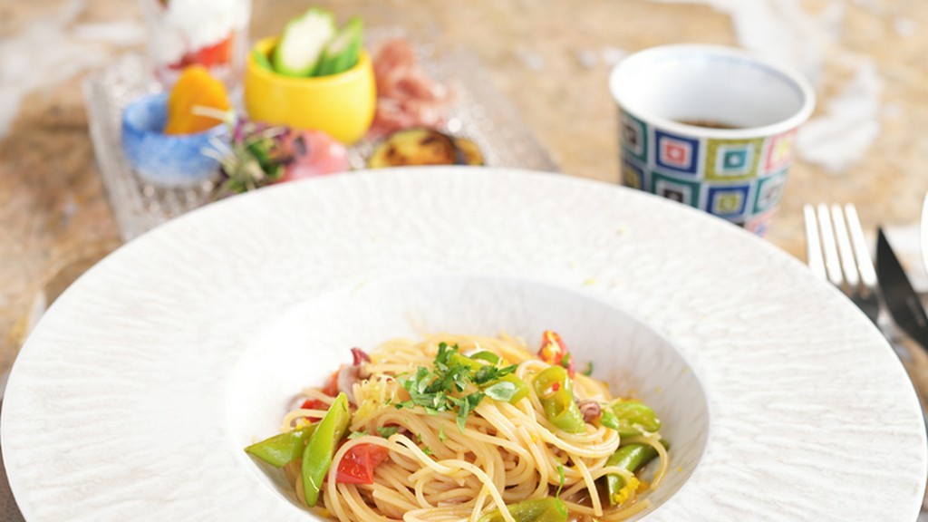 土鍋ご飯と手打ちのパスタ！丁寧に仕立てた逸品を味わう食卓