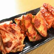 落ち着いた雰囲気の中、希少部位をゆったり楽しめる【焼肉とどろき】。デートにぴったりの特別な時間を提供します。