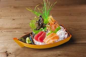 4種のお刺身盛り合わせ