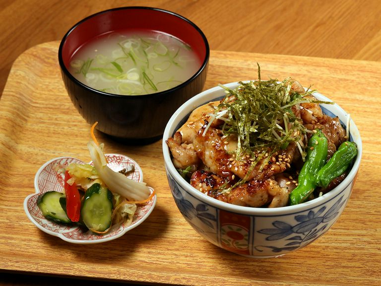 焼き鳥丼（ランチ）