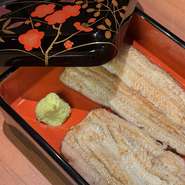 鰻本来の味を楽しめます。高品質で肉厚な円相の鰻をご堪能ください。山葵?油もしくは柚子胡椒でどうぞ。