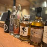 近年需要が高まるジャパニーズウイスキーをはじめ、鰻と楽しみたい酒を各種取り揃えています。ドリンクメニュー詳細は店舗にてご確認ください。