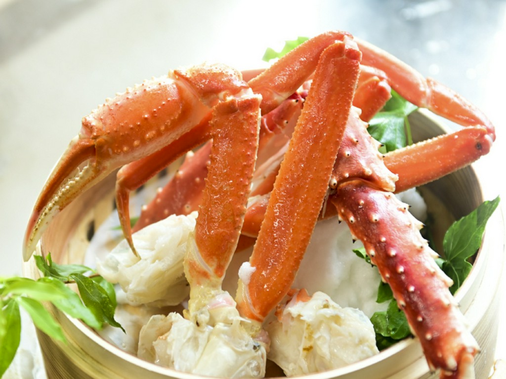 ふっくらジューシー、蒸して味わう北海道の恵み『蒸しカニ』