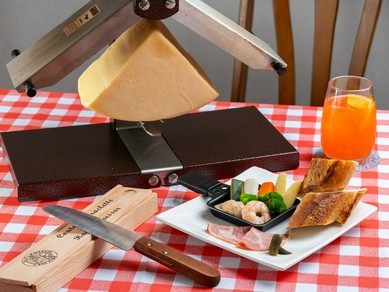 チーズのコク深さがクセになる、魅惑の体験『ラクレット』