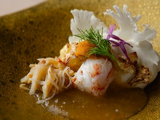 五感が喜ぶ美味に心ゆくまでひたれる『季節のおまかせコース』