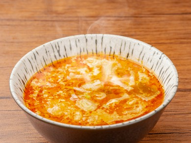 手間暇惜しまず旨みを引き出した『ユッケジャンスープ』