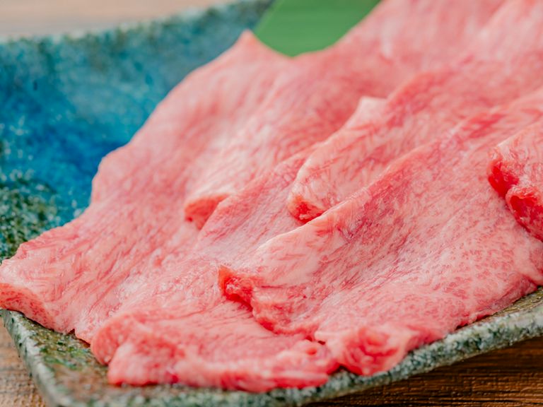 旭川直送の新鮮素材。鮮度にとことんこだわった「生タン」は必見