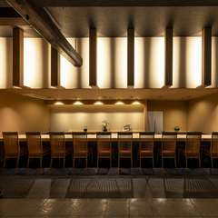 料理人の技と向き合う、静かな時間を楽しめるカウンター席