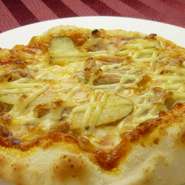 香ばしく焼けたマヨネーズの酸味とじゃがいもがツナと絡み合って美味しいですよ！ボリューム感あります。