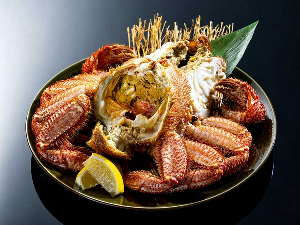 口の中でほどける濃厚な味わい『北海道産 毛がに姿盛り』