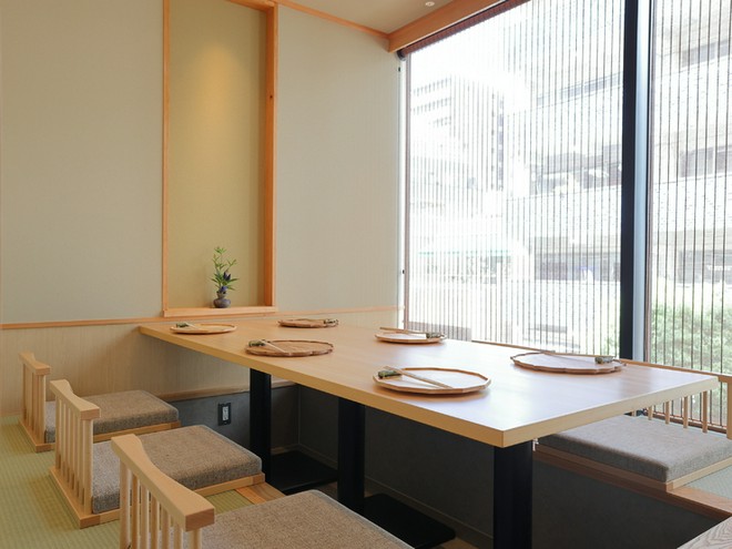 食器・内装にこだわっている