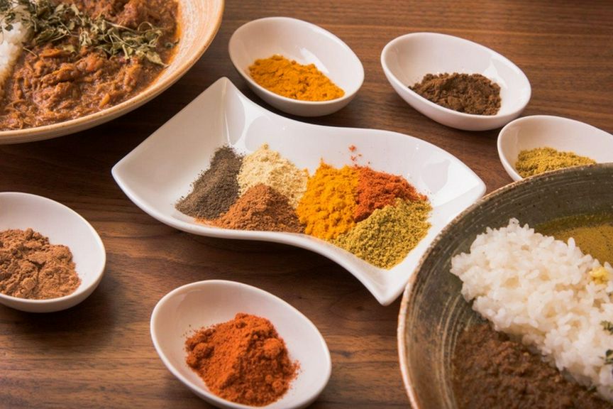 17種類以上のスパイス・ハーブを独自のレシピで配合