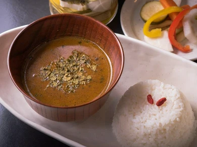 スリランカ風薬膳スープカレー