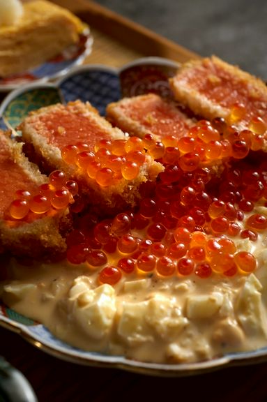 サーモンタルタル