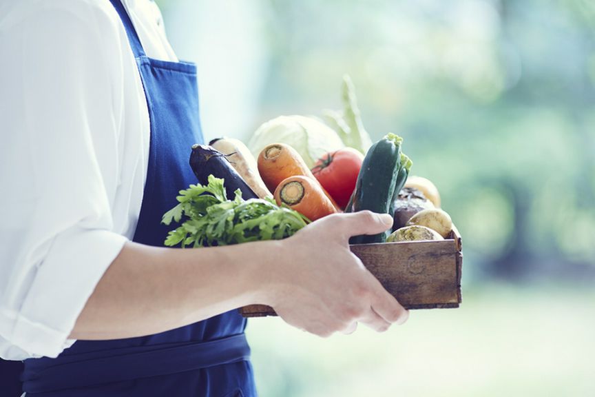 九州を軸に、各地より厳選された食材を用意
