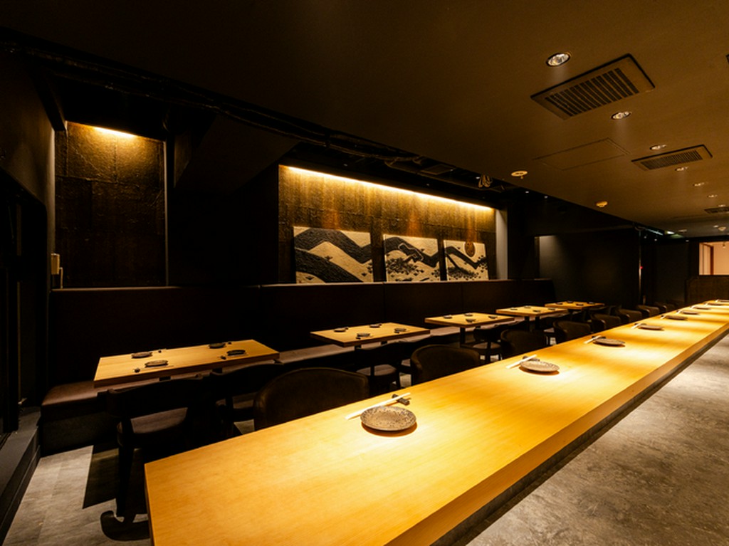 東京ミッドタウンのすぐ近くに凛と美しい隠れ家空間が佇む