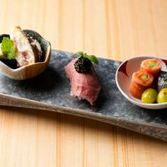 伝統×新感覚のすき焼きと季節の皿を五感で楽しめる『六コース』 