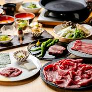 個室専用限定ディナー。すき焼きを楽しみつつ、プライベートな空間でゆっくり憩いたいシーンにオススメ。会食や接待に人気です。※別途個室料あり。